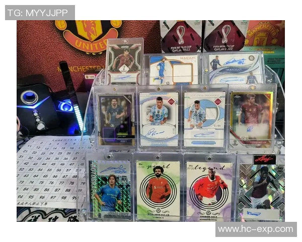 帕尼尼球星卡足球盲包：探索每一张卡片背后的精彩瞬间与未知惊喜